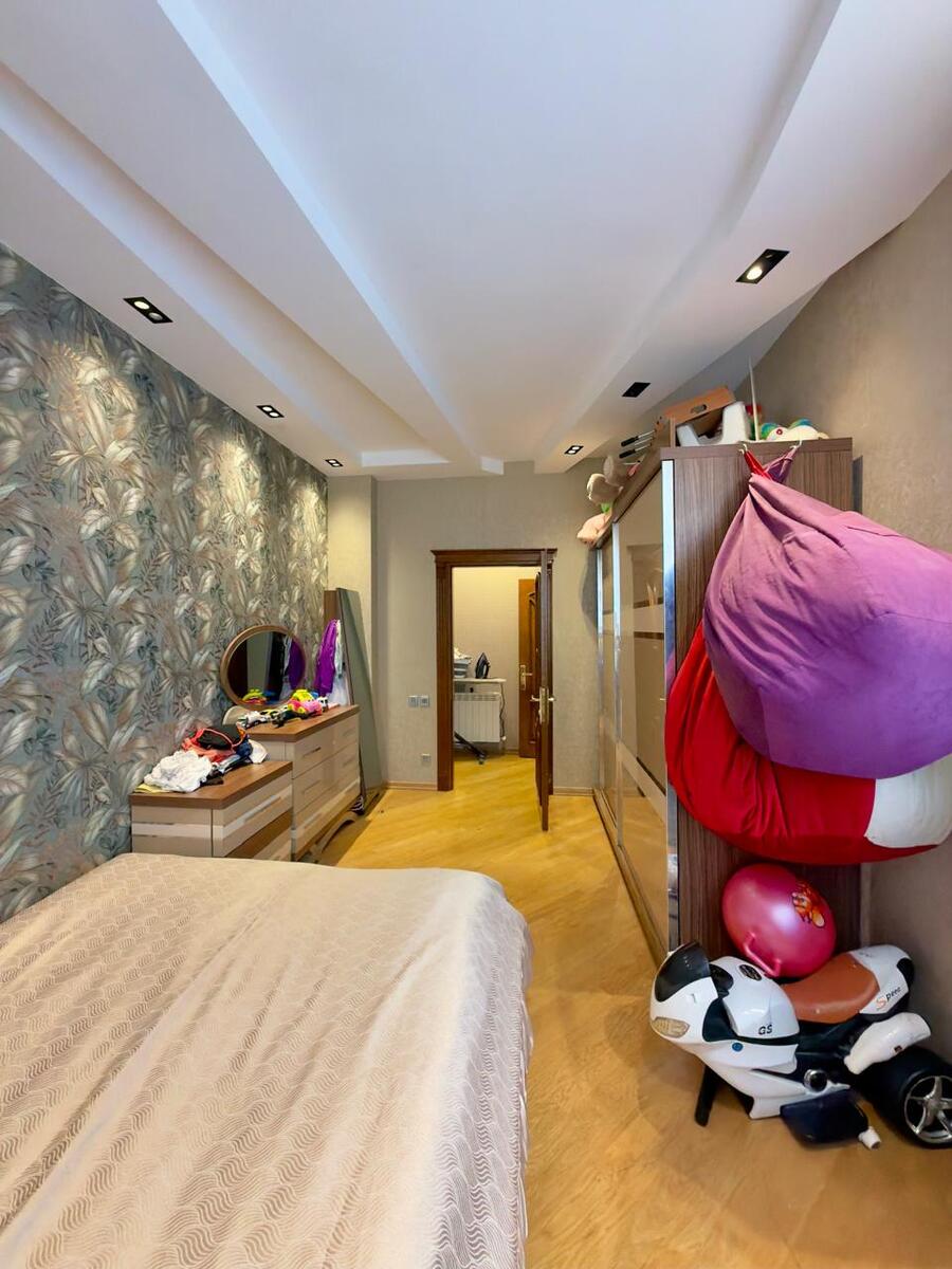 Satılır 4 otaqlı yeni tikili 160 m² — Mənzil, Bakı (9)