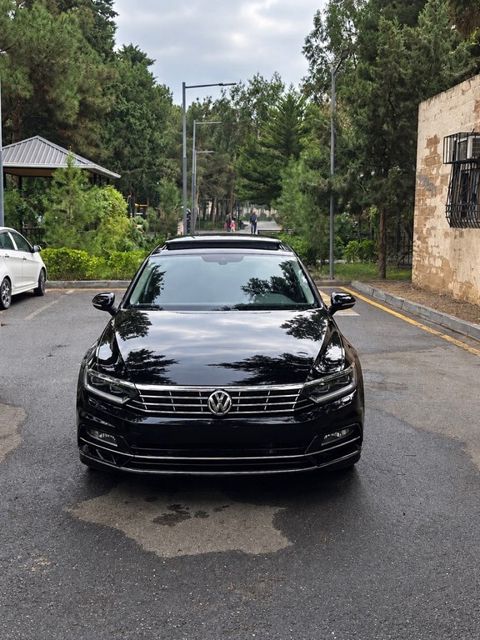 Volkswagen Passat, 1.8 L, 2017 il, 177 000 km — Bakı