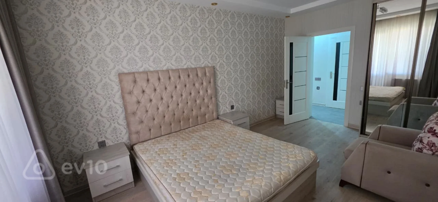 3 otaqlı mənzil, 135 m², Ənvər hüseynov — kirayə — Mənzil, Bakı (3)