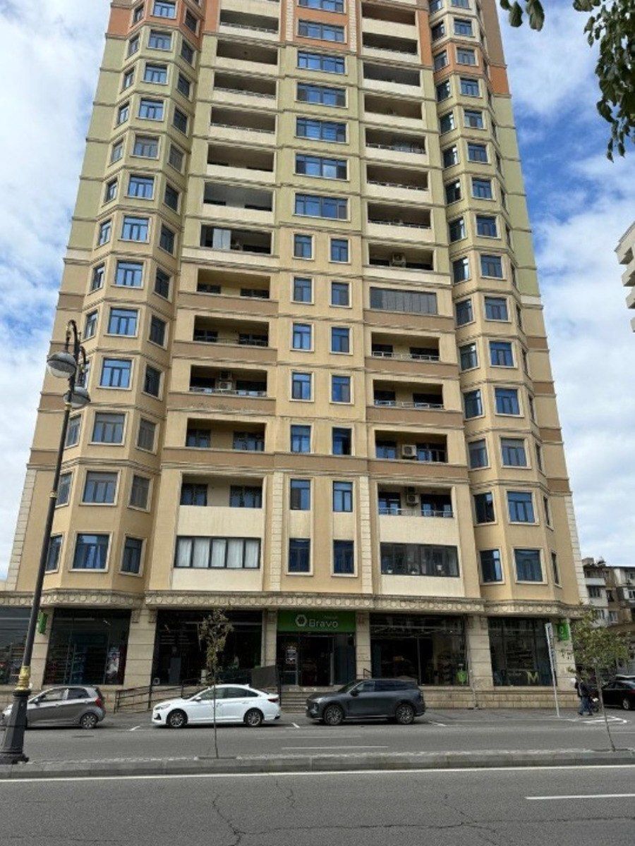Satılır 2 otaqlı yeni tikili 130 m² — Mənzil, Bakı (2)