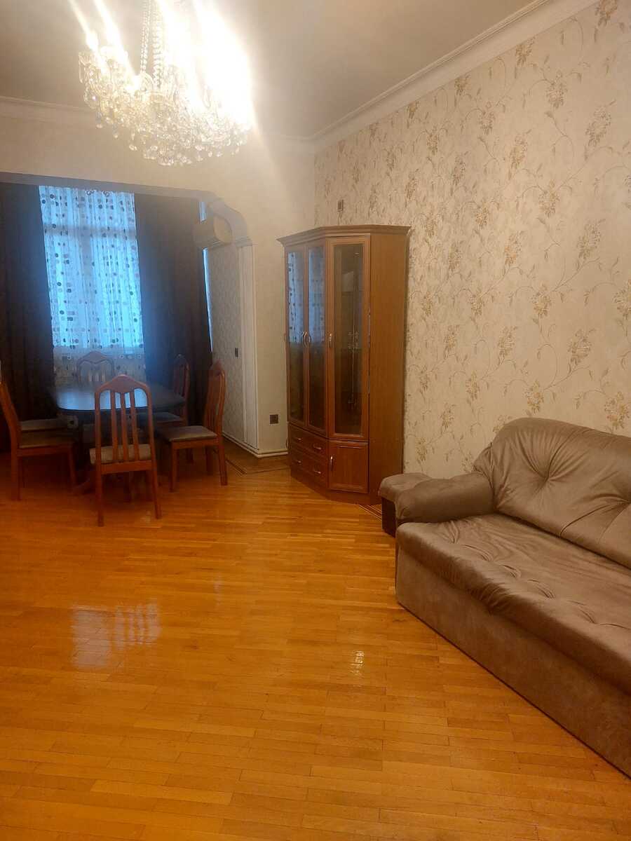 3-otaqlı yeni tikili kirayə verilir, Gənclik m., 130 m² — Mənzil, Bakı (6)