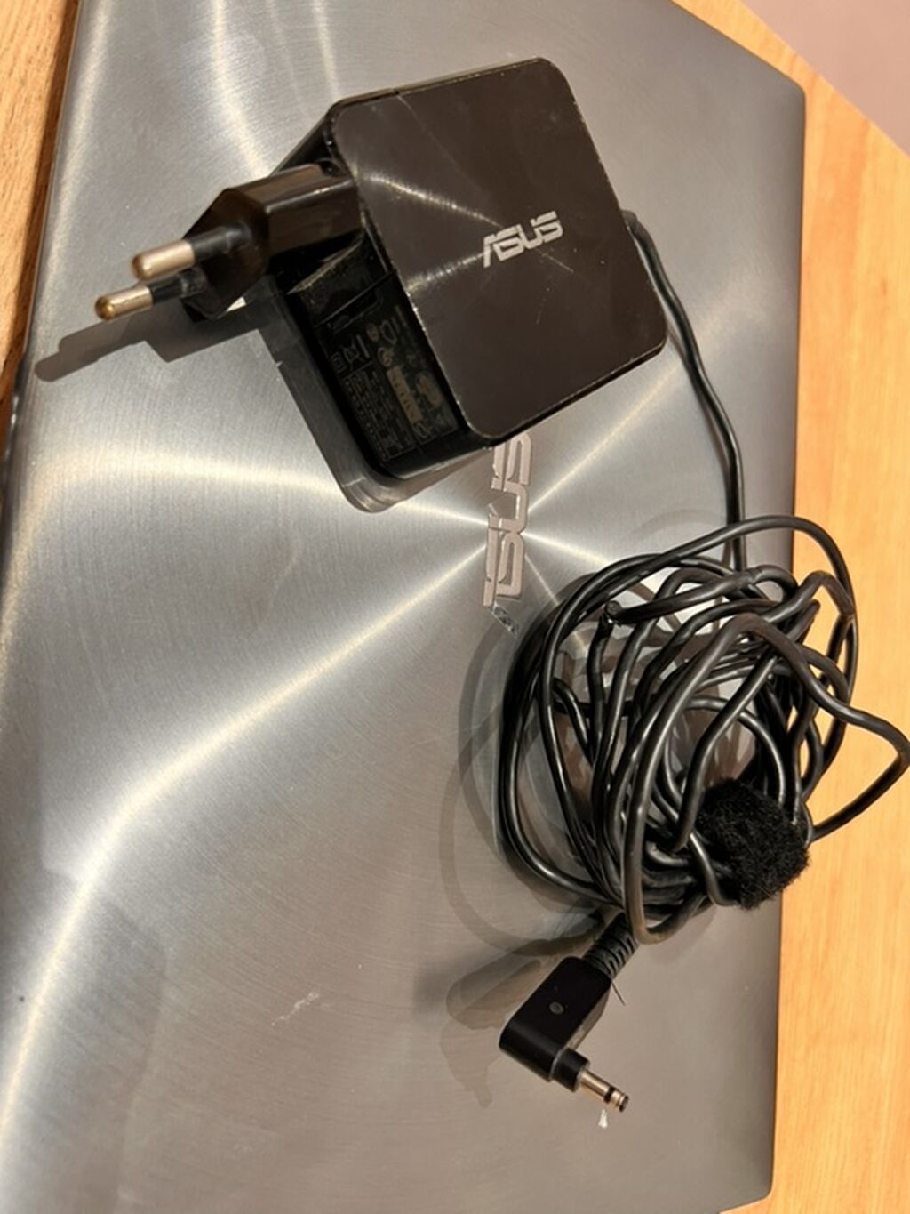 ASUS Ultrabook ux21 – zərif metal gövdə və portativ dizayn — Asus, Bakı (7)