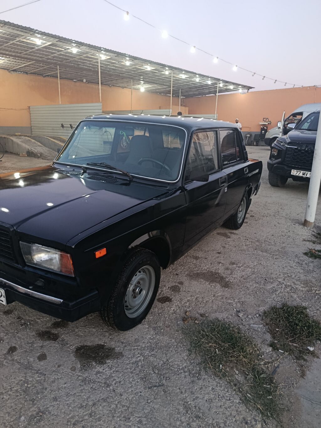 VAZ 2107 sedan - Kuzov: 4 qapılı sedan, qara rəng - Mühərrik: benzin 90-HV-112 — Avtomobillər, Bakı (3)