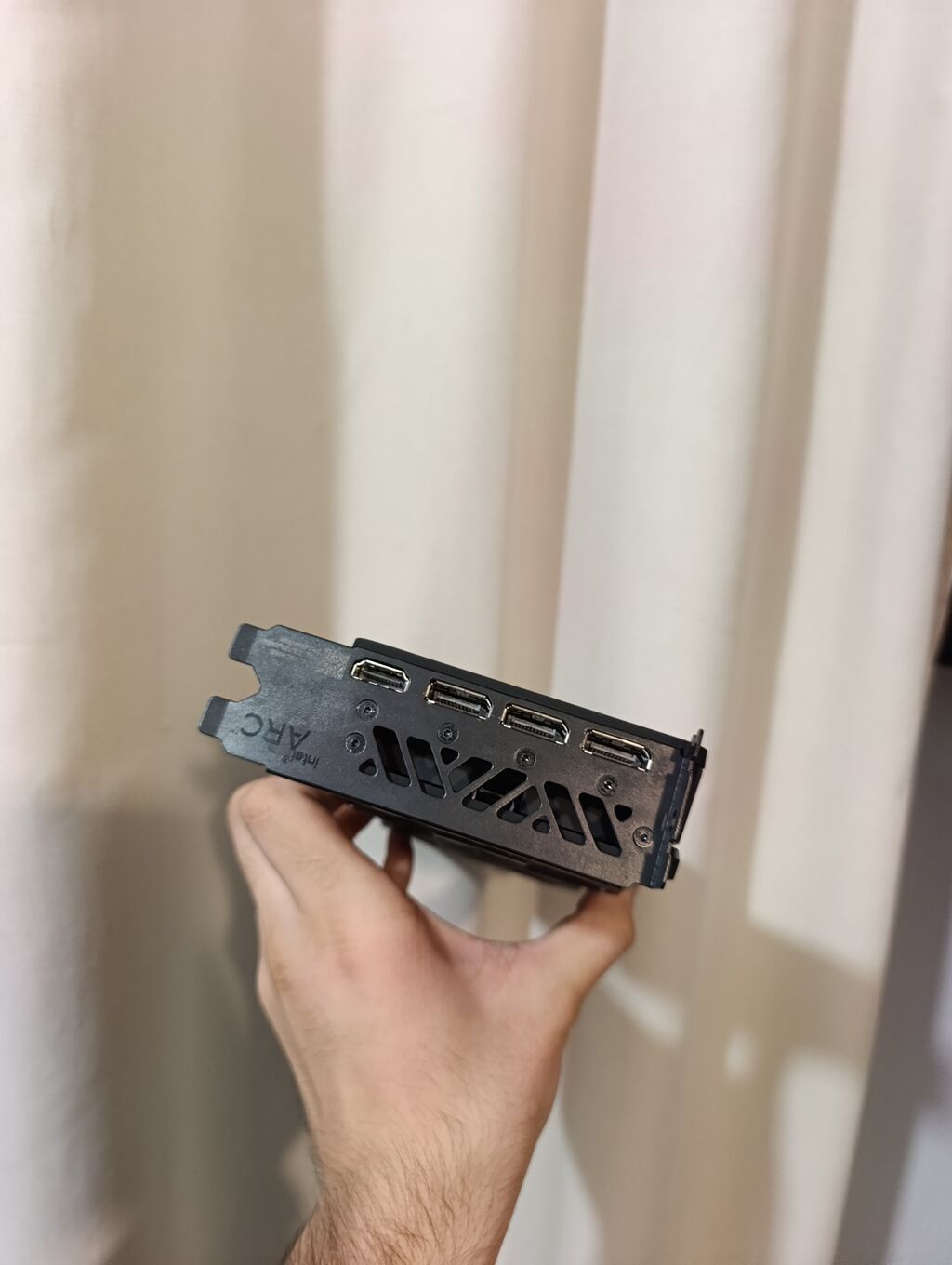 Intel ATC 750 8GB GDDR6 Model: Intel Arc A750 Limited Edition — Qrafik kartlar, Xırdalan (5)