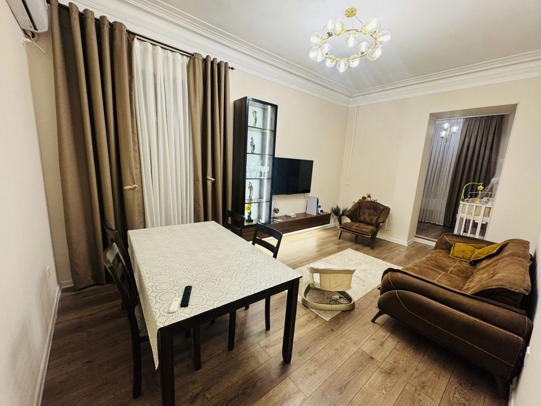 Satılır 2 otaqlı köhnə tikili 65 m² — Mənzil, Bakı (3)