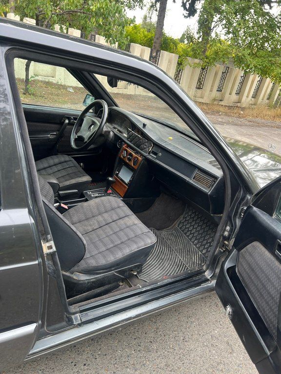 Mercedes 190, 2.0 L, 1991 il, 251 421 km — Avtomobillər, Mingəçevir (8)