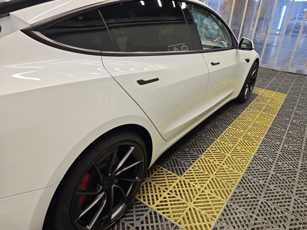 Tesla Model 3, 82 kWh, 2025 il, 27 000 km — Avtomobillər, Bakı (9)