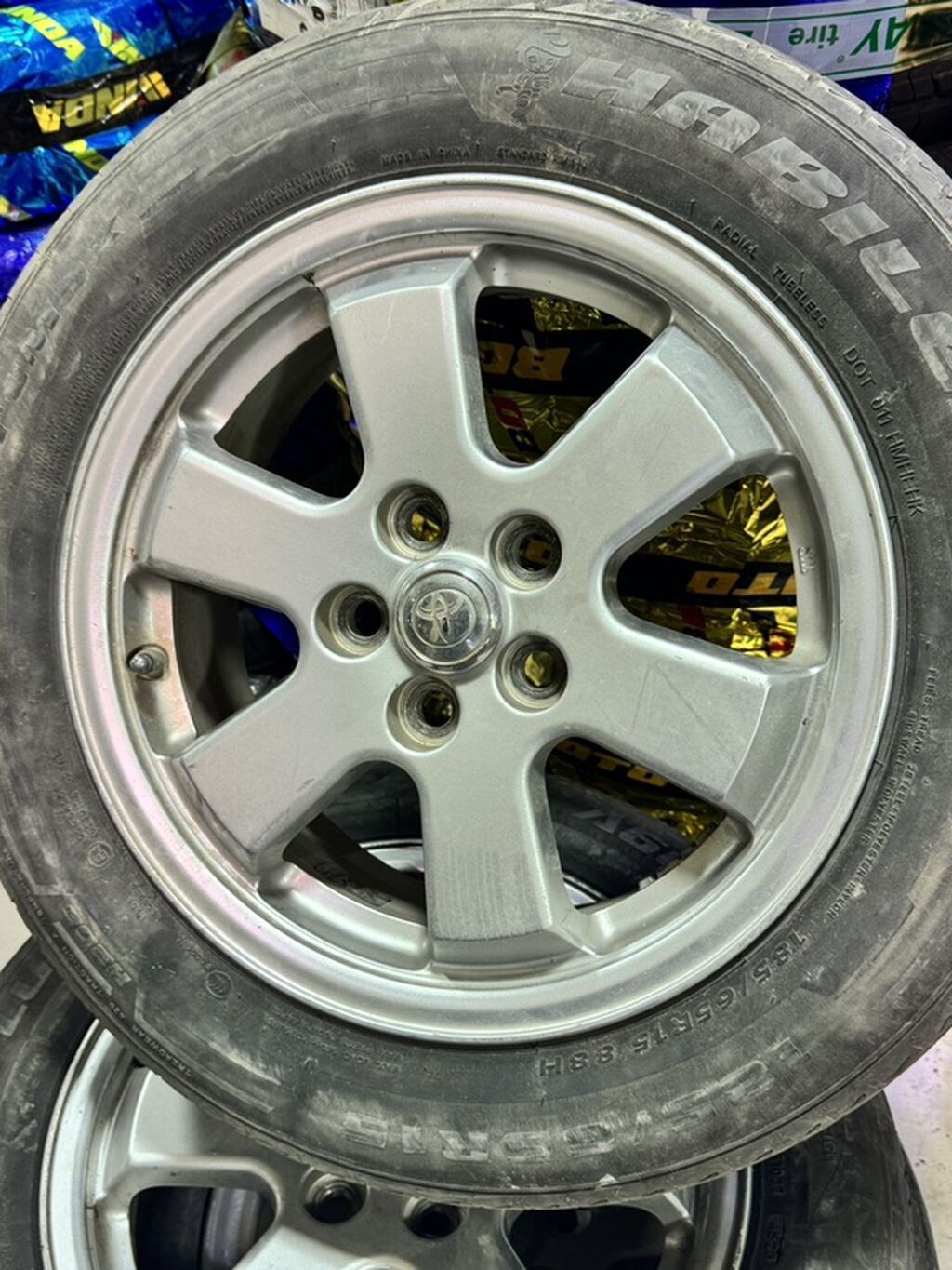 Toyota orijinal təkər diskləri və şinlər komplekti - Disk: 5 cıvata — Diskləri, Digah