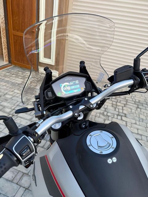 V85 TT — Bakı