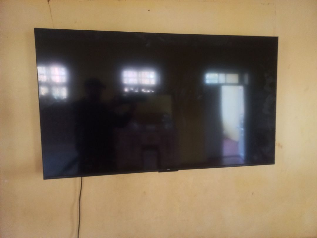 Televizor TCL — TV və Video, Bərdə