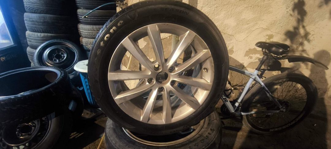 Volkswagen Passat diskləri R17 — Ehtiyat hissələri və aksesuarlar, Bakı (2)