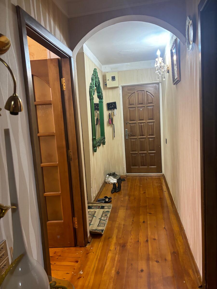 Satılır 2 otaqlı köhnə tikili 65 m² — Mənzil, Bakı (2)