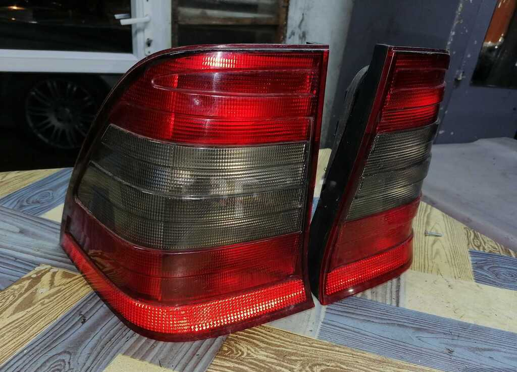 Arxa stop işığı Mercedes C-klass — Avtomobil işığı, Bakı (2)
