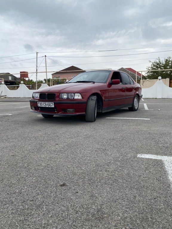 BMW 318, 1.8 L, 1993 il, 300 000 km 90-CB-667 — Avtomobillər, Bakı (10)
