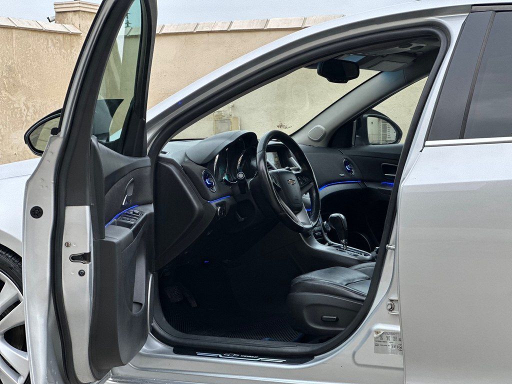 Chevrolet Cruze, 1.4 L, 2015 il, 287 000 km — Avtomobillər, Bakı (10)