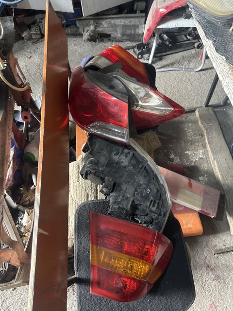 Hyundai fara və stop işıqları — Bakı