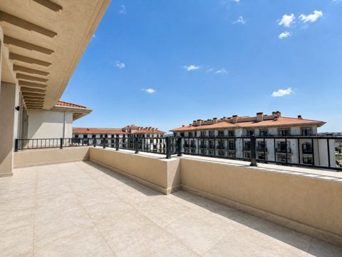 Satılır 2 otaqlı yeni tikili 111 m² — Bakı