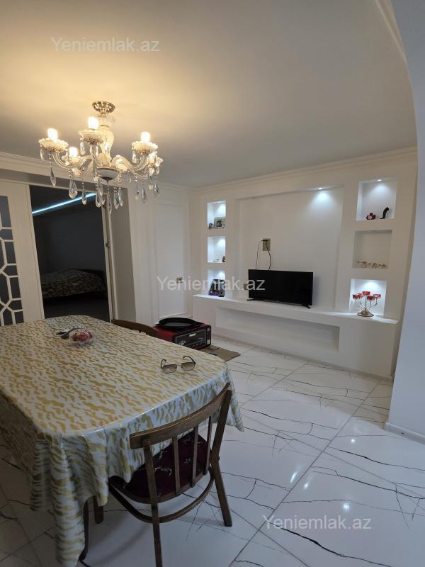 Satılır 2 otaqlı Bina evi menzil (Köhnə tikili), 50 m², Kotec qəs — Mənzil, Sumqayıt