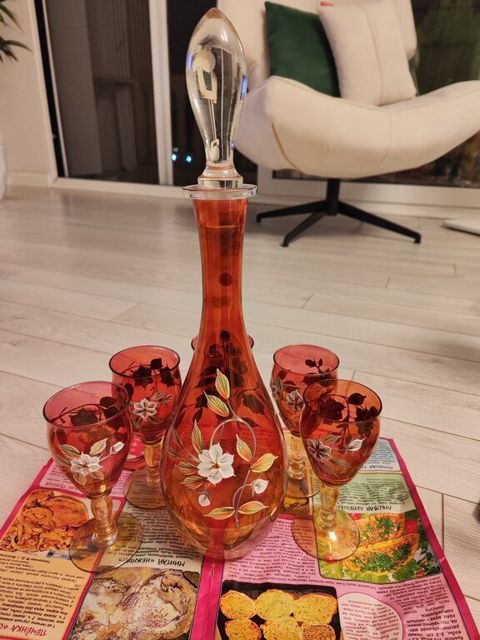Qrafin dəsti — Bakı