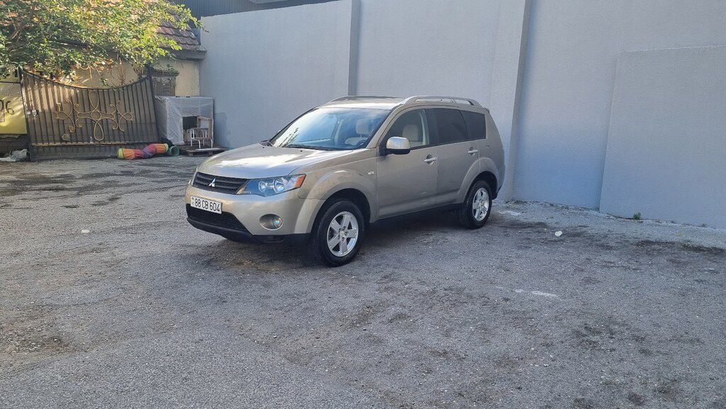 Mitsubishi Outlander, 2.4 L, 2008 il, 258 000 km 88-CB-604 — Avtomobillər, Bakı (4)