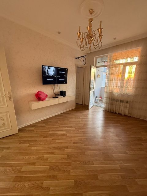 İcarəyə verilir 3 otaqlı yeni tikili 65 m² — Bakı