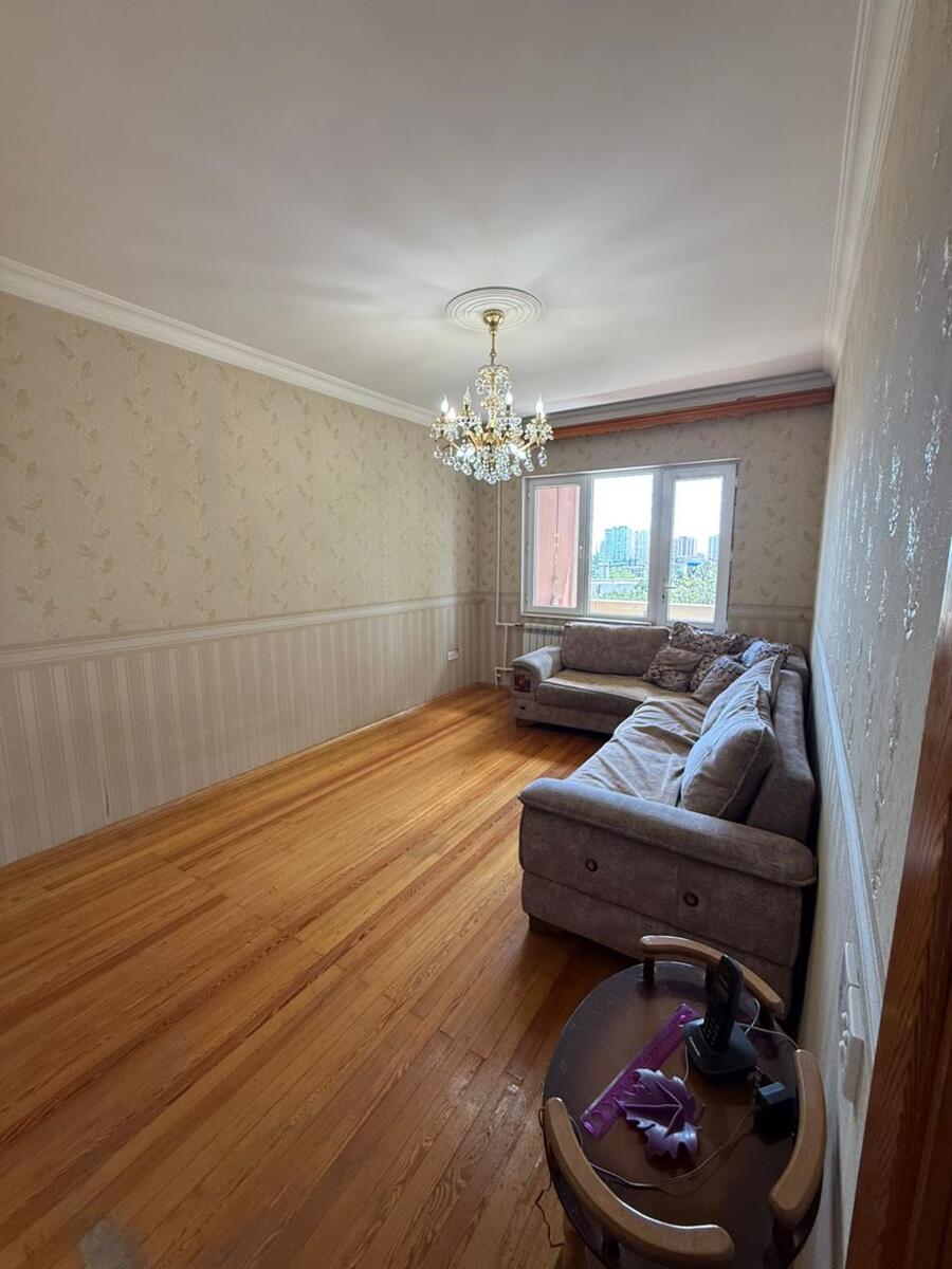 Satılır 2 otaqlı köhnə tikili 65 m² — Mənzil, Bakı