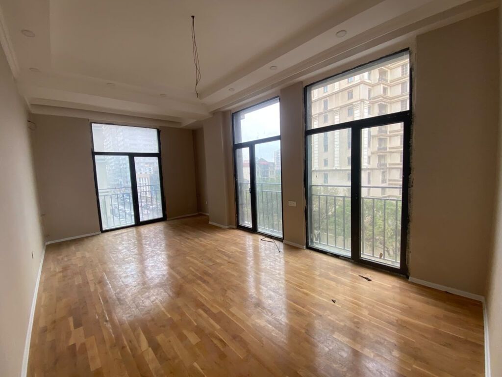 4 otaqlı, Yeni tikili, 136 kv. m — Mənzil, Bakı (4)