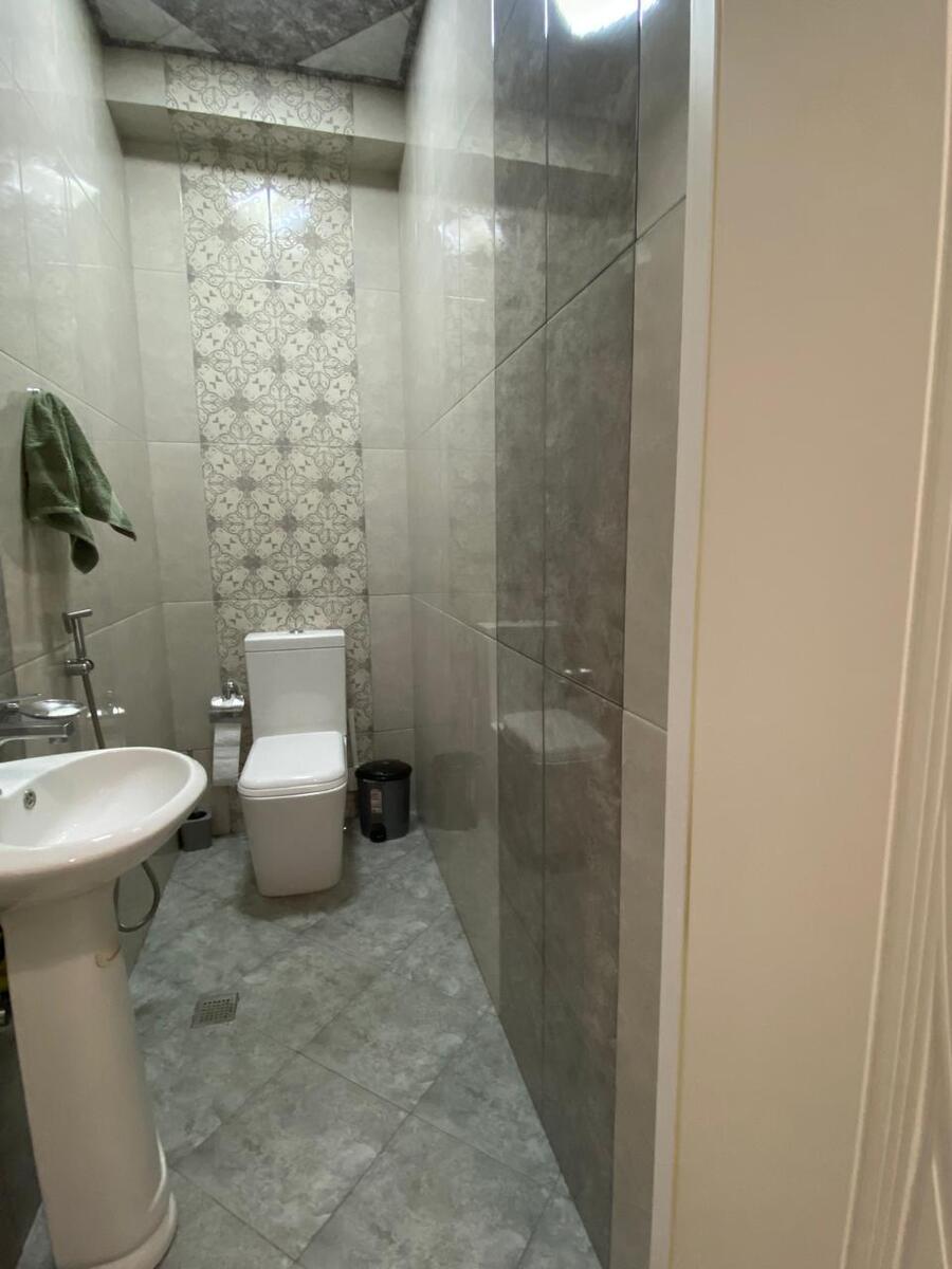 Satılır 3 otaqlı yeni tikili 130 m² — Mənzil, Bakı (7)