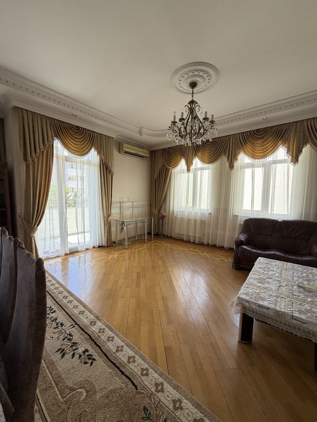 İcarəyə verilir 4 otaqlı yeni tikili 160 m² — Mənzil, Bakı (6)