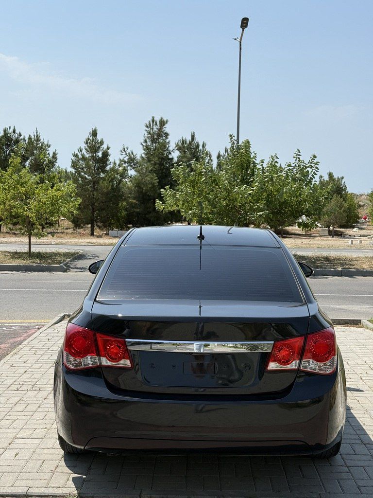 Chevrolet Cruze, 1.8 L, 2011 il, 258 000 km — Avtomobillər, Bakı (2)