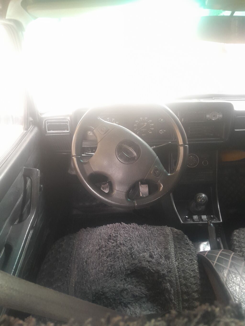 Lada 2107, ağ rəngli sedan - Kuzov: klassik kvadrat dizayn, xrom ön 99-NA-462 — Avtomobillər, Ağsu (4)