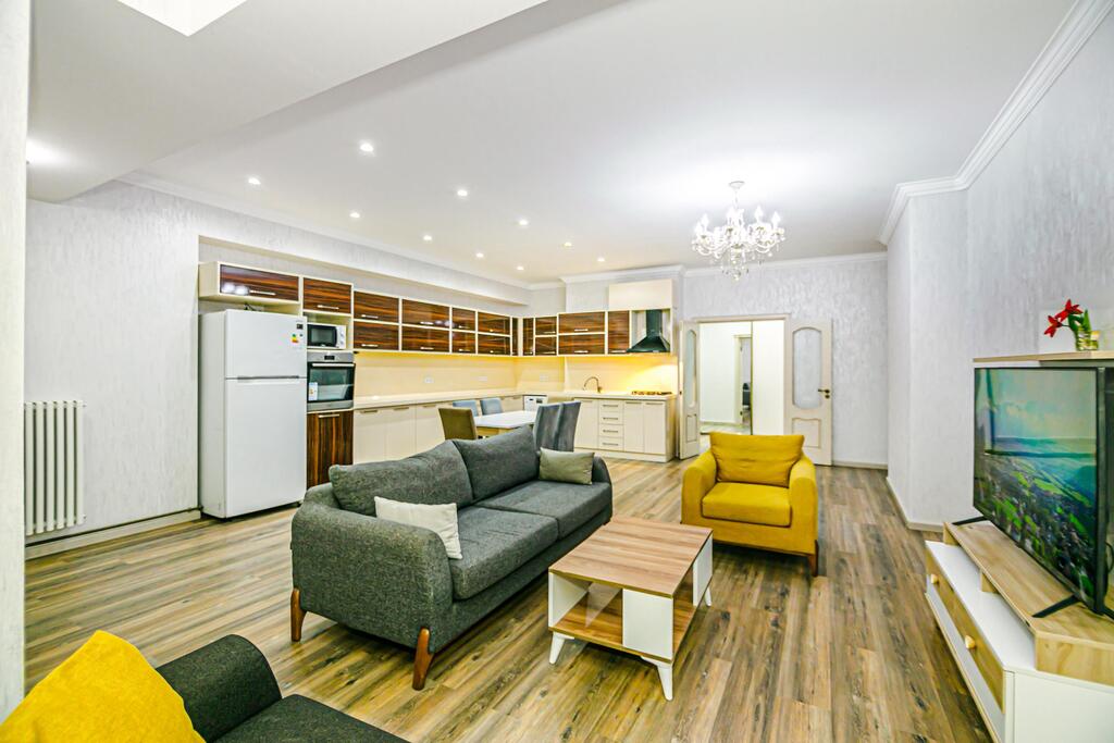 İcarəyə verilir 3 otaqlı yeni tikili 145 m² — Mənzil, Bakı (2)