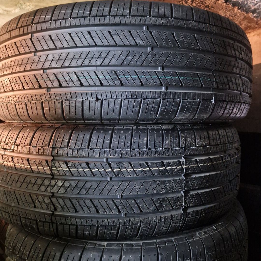 Goodyear şinləri 235/60 R18 — Ehtiyat hissələri və aksesuarlar, Bakı