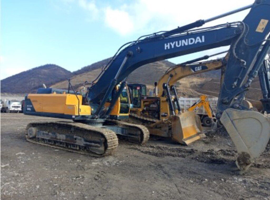 Hyundai R340L, 2024 il — İnşaat texnikası, Bakı