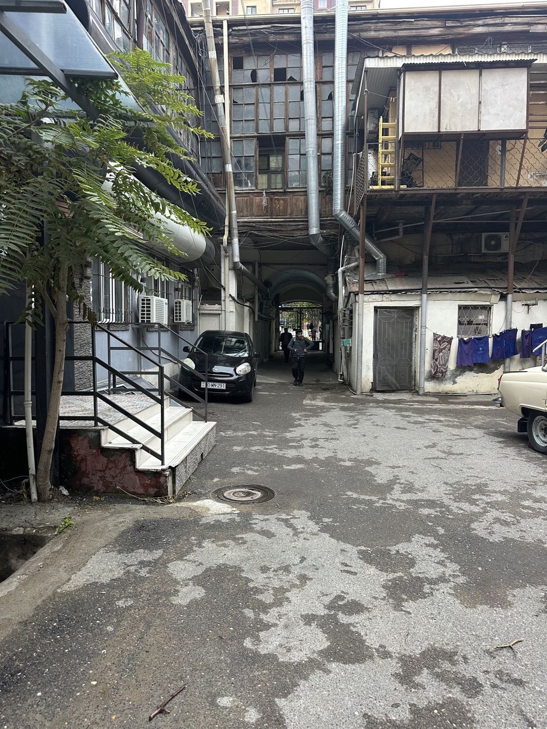 Satılır 1 otaqlı köhnə tikili 40 m² — Mənzil, Bakı (7)