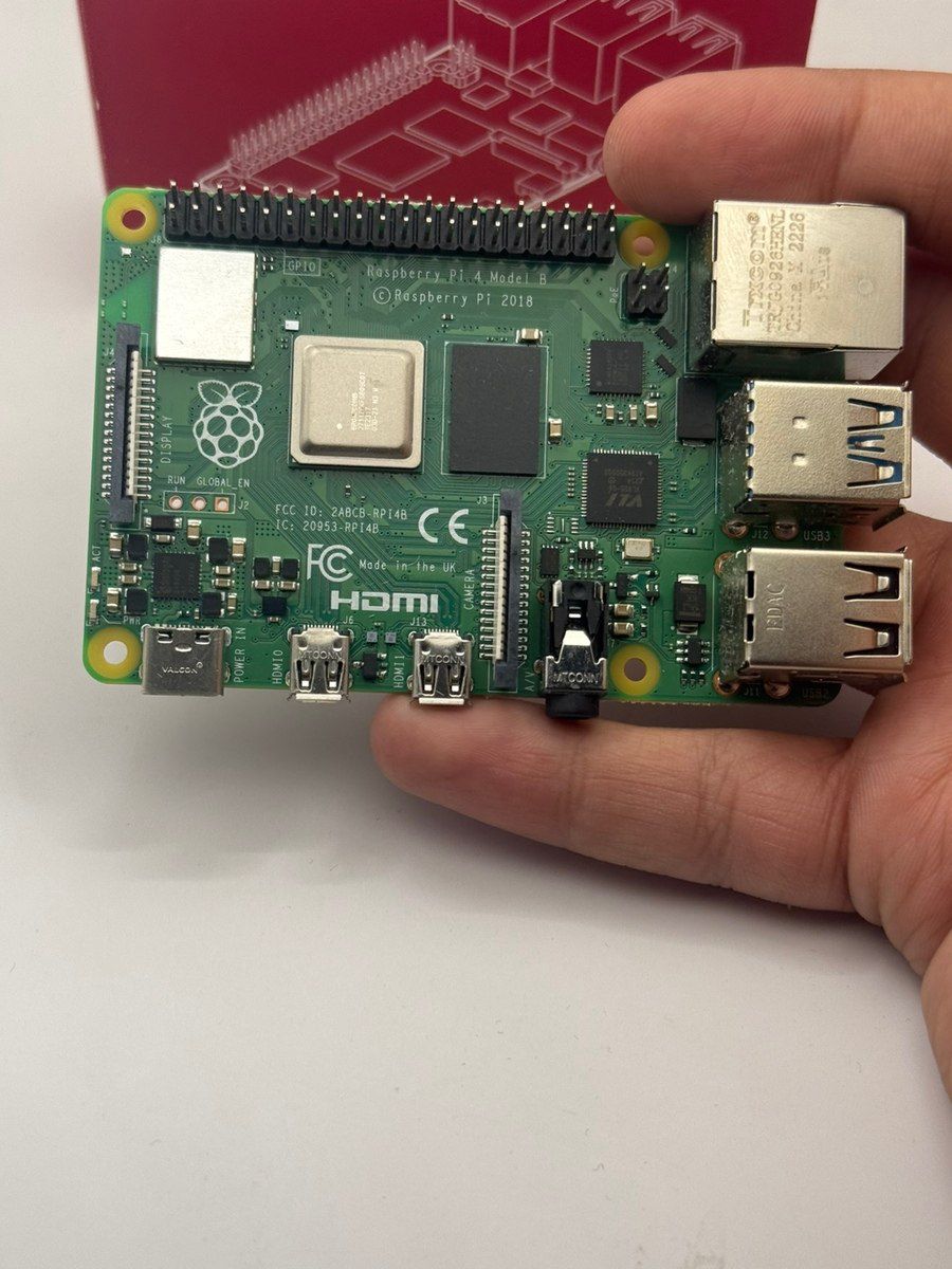 Raspberry Pi 4 Model B — 4GB RAM — Şəbəkə və server avadanlığı, Bakı (3)