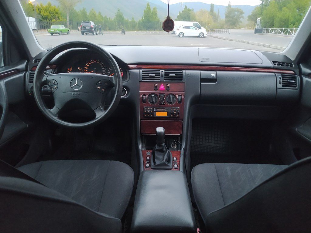Mercedes E 200, 2.0 L, 1999 il, 314 161 km 99-HA-520 — Avtomobillər, Şəki (8)