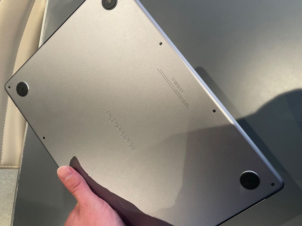 Apple MacBook Pro 14-inch (Model A2442) — M1 Pro çipli Əsas — Apple Macbook, Masazır (3)