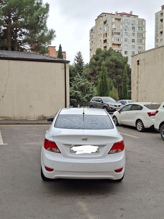 Hyundai Accent, 1.4 L, 2017 il, 183 645 km — Avtomobillər, Bakı (3)