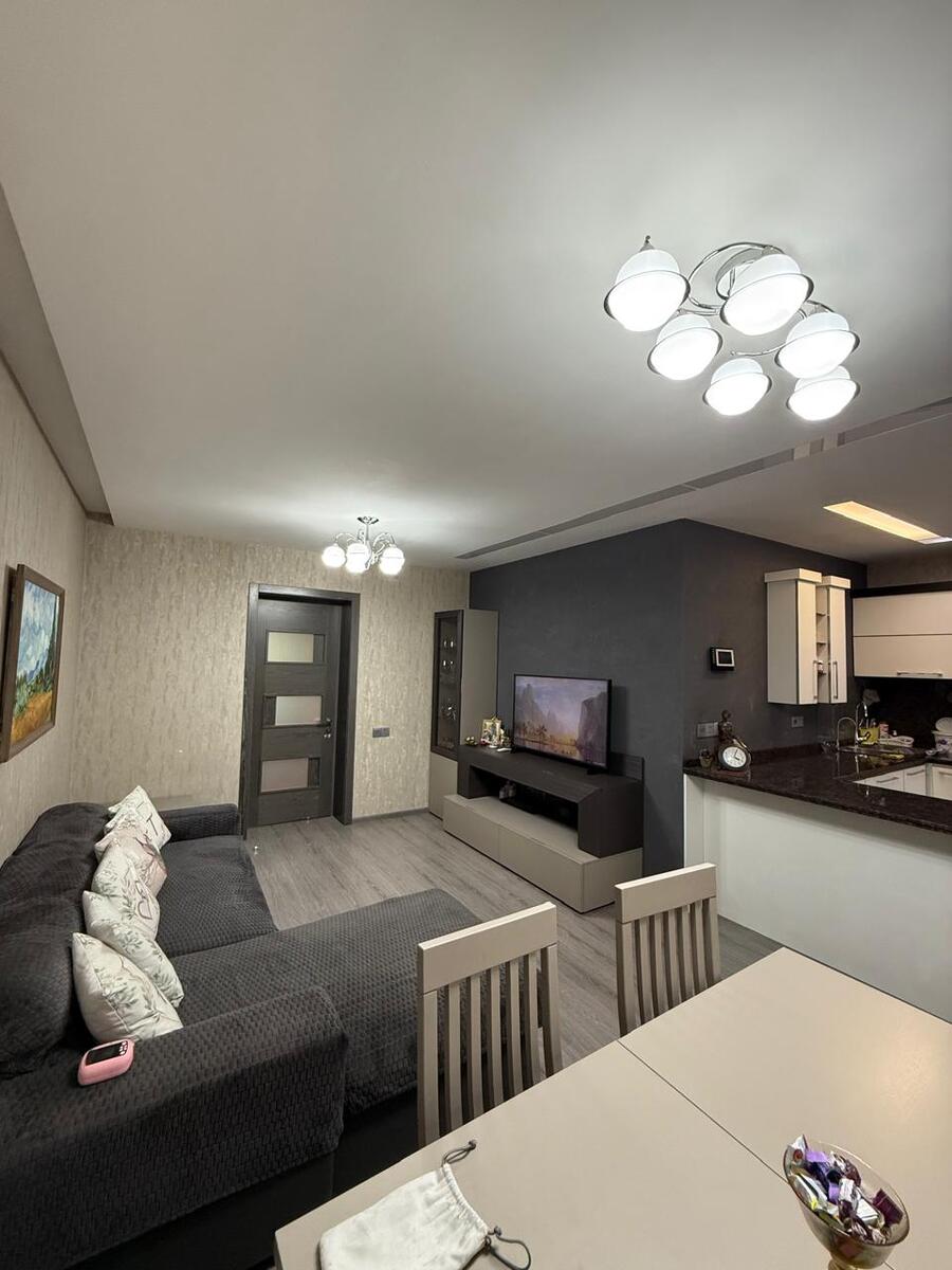 Satılır 3 otaqlı köhnə tikili 98 m² — Mənzil, Bakı (4)