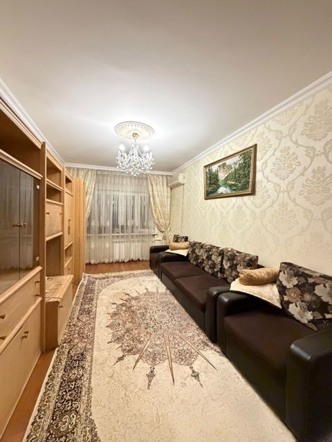 Satılır 3 otaqlı köhnə tikili 85 m² — Bakı