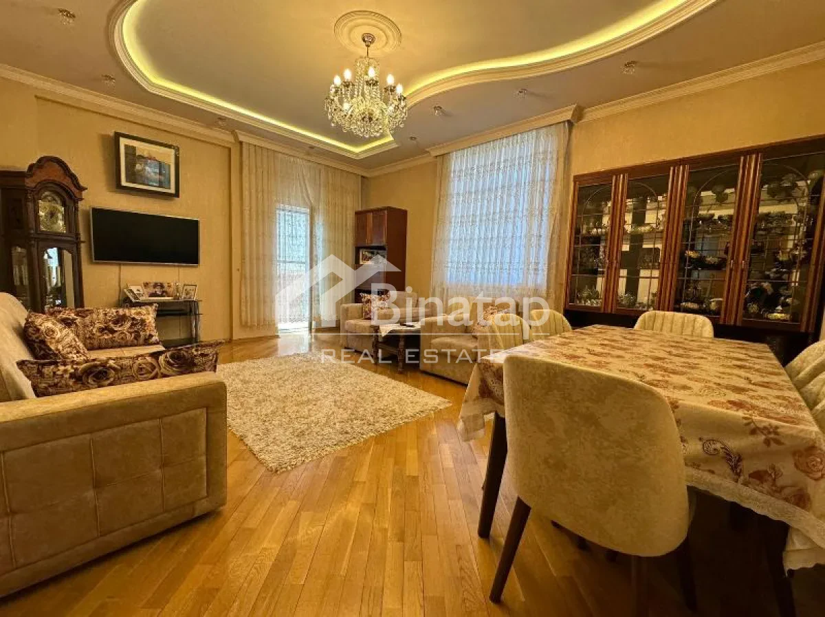 Satılır 3 otaqlı yeni tikili 140 m², İnşaatçılar metrosu, Yasamal rayonu — Bakı