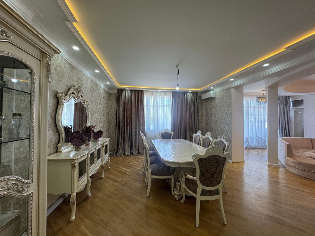 4 otaqlı mənzil, 209 m², Akademik Əliəşrəf Əlizadə küç — Mənzil, Bakı (12)