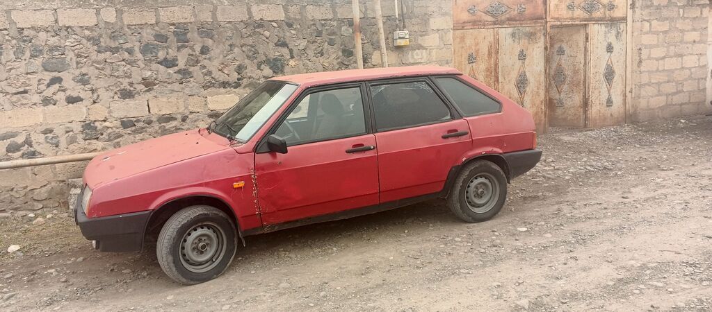 VAZ 2109 hatchback, qırmızı rəng. - Kuzov: 5 qapı, kompakta yaxın — Avtomobillər, Goranboy (3)
