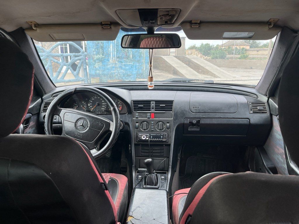 Mercedes C 180, 1.8 L, 1993 il, 506 430 km 90-TY-657 — Avtomobillər, Neftçala (7)
