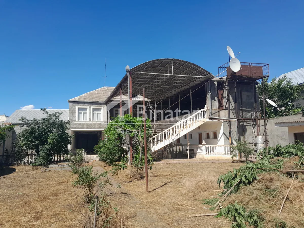 Satılır 10 otaqlı həyət evi / bağ evi 1006 m², Nizami rayonu, Gəncə — Ev, villa, Bakı (4)