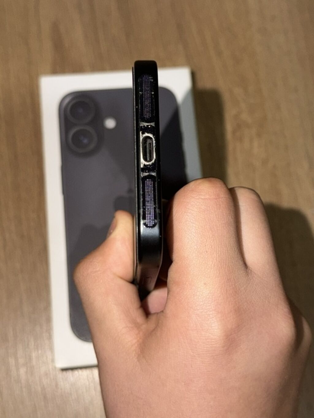IPhone 16, 256 GB, Qara, Face ID — Apple iPhone, Digah (9)