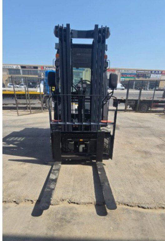 Helı CPCD38 dizel forklift, 2025 il — İnşaat texnikası, Bakı (4)