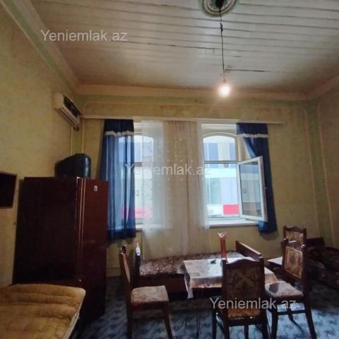 Kirayə 1 otaqlı Bina evi menzil (Köhnə tikili), 50 m², Nəsimi rayonu — Bakı