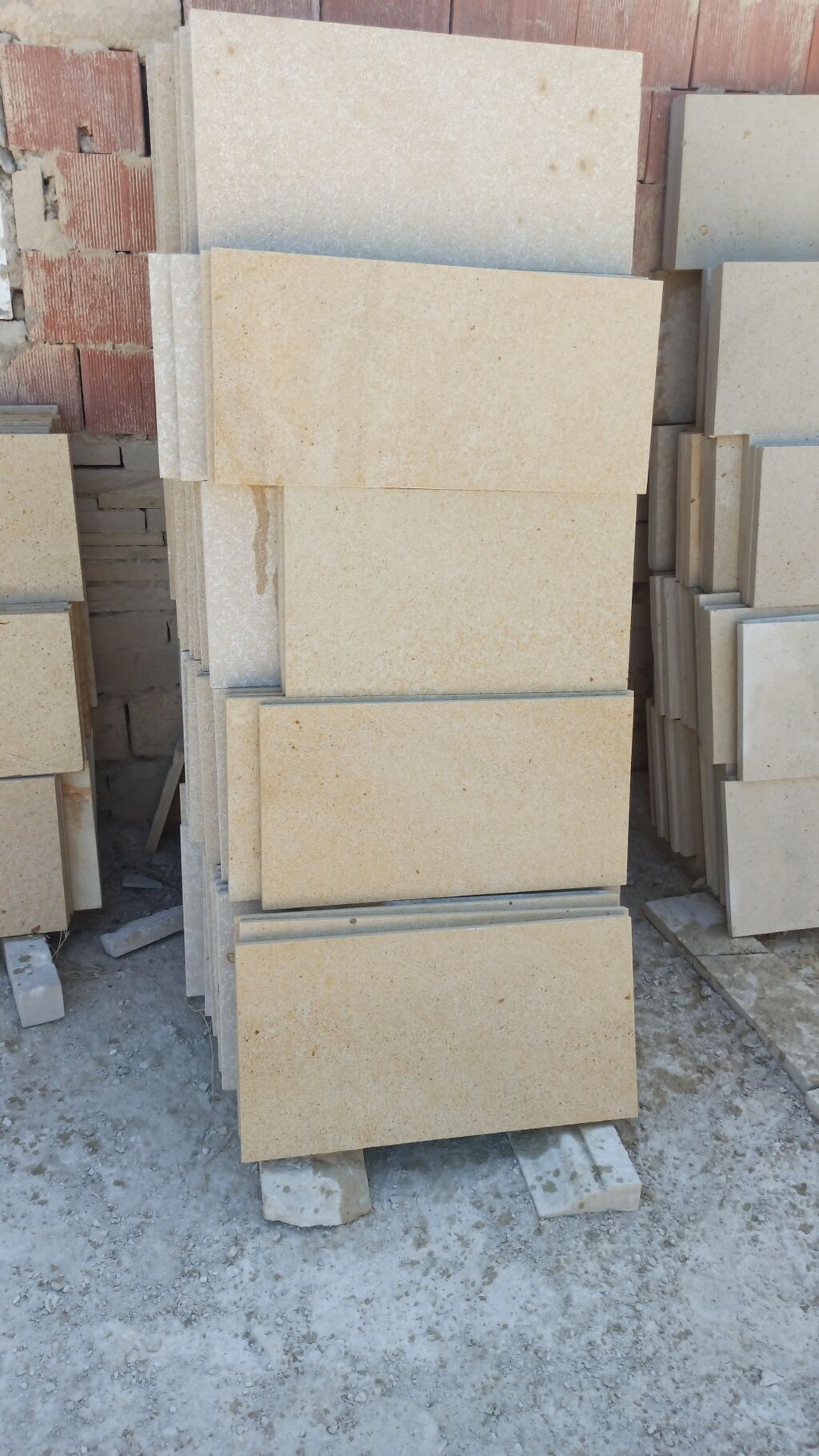 Daş üzlük və pillədaş panelləri - Material: təbii daş (bej-açıq qum — Plitka və örtü materialları, Bakı (3)
